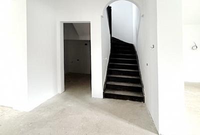 Casa Curte Proprie Zona Centrala - 6