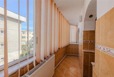 Apartament Decomandat, 2 camere, insorit, balcon, loc parcare, 2 boxe, Astra, Br - 17