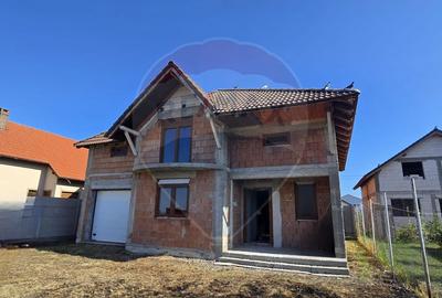 CASA CU ETAJ DE VANZARE LA GRI LA 12 KM DE ARAD ZIMANDUL NOU - 7