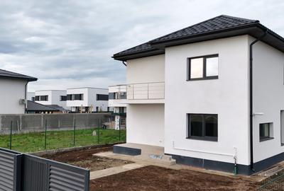 Casă de Vânzare Berceni Ilfov – Construcție Modernă 4 Camere, 375 mp Teren - 1