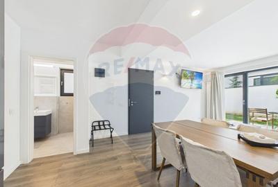 Apartament la parter ce are curte proprie ,  2 camere in Bloc nou - 16