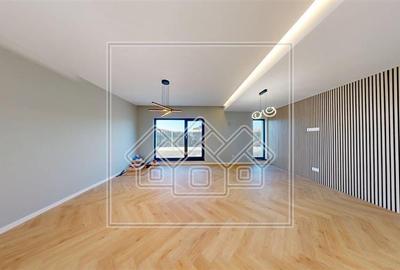 Apartament in Sibiu- 115 mp utili- 4 camere, 3 bai- 200mp curte libera - 2