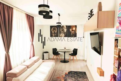 Apartament cu 2 camere decomandat, mobilat în Sud