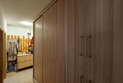 Apartament 2 cam luminos la 8 min metrou Pacii bloc Boutique 2007 Comision 0 - 16