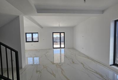 Duplex nou, P+E, 1 apartament la cheie, 1 la alb, Moșnița Veche, comision 0% - 10