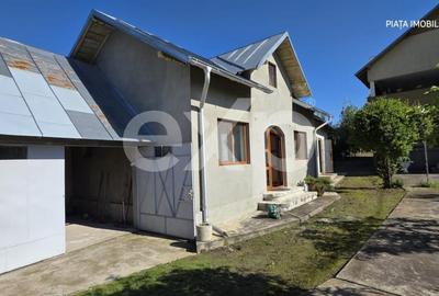 Vilă Individuală Imensă + Casă de Oaspeți și Garaj Dublu | Teren 1.000 mp - 2