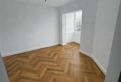 Apartament cu 3 camere - renovat de la placa - incalzire in pardoseala - 1