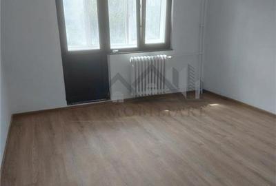 Garsonieră decomandată în Frumoasa