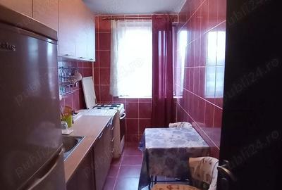 Apartament 3 camere, intre Bld. Obregia si Emil Racovita. Loc de parcare - 8
