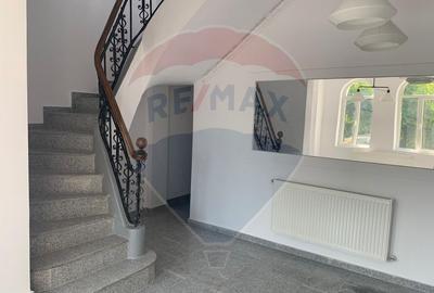 Spațiu de birouri central - Vilă 323 mp - Ideal sediu firmă / clinica - 10