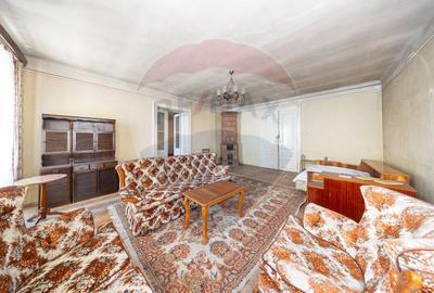Casă / Vilă cu 3 camere parte din proiectul Muzeul Caselor Nespuse - 16