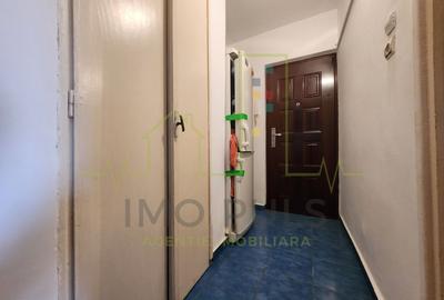 Etaj intermediar. Bucatarie din constructie. Telegrafului. 4 apartamente / etaj - 5