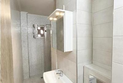 RECO Apartament 2 camere, zona Velenta, etaj 1 4, balcon inchis - 5