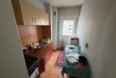 1 camera - Pacurari- 40 mp - etaj intermediar - 81500 euro - 3