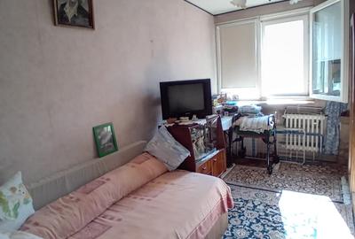3 camere–Bd Brancoveanu -Str Secuilor - 9