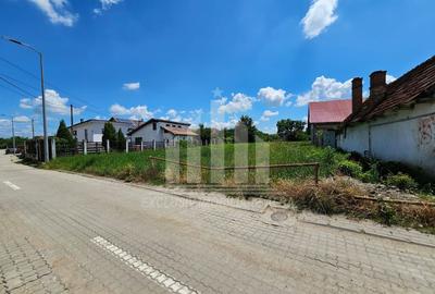 Teren Construcții intravilan de 950 mp, în Partoș