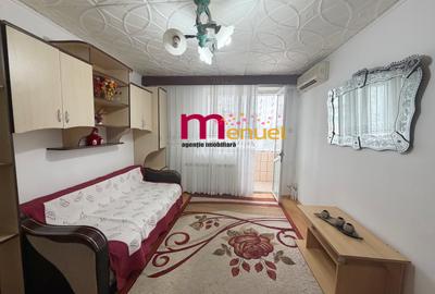Apartament cu 2 camere în Piața Veche