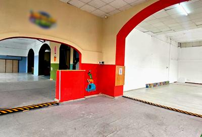 Spatiu comercial ultracentral cu vitrina de 700 mp, Oradea, Bihor - 5