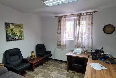 Vand apartament la casa ,cu 2camere,situat central in Sibiu,pe str.Independentei - 1
