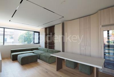 Apartament cu 4 camere decomandat, mobilat în Aviatorilor