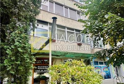 Apartament cu 3 camere de inchiriat, Comanesti, jud. Bacau - 1