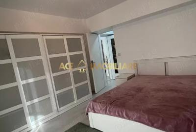 Apartament cu 4 camere, mobilat în Unirii