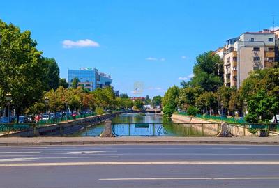 Apartament de vanzare aproape de Marriott - 2 camere moderne - 14