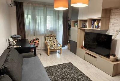 Apartament cu 3 camere decomandat, mobilat în Gorjului