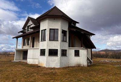 Casă individuală de vânzare – la 15 km de Bistrița - 4