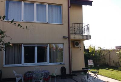 Pipera,domus still,vila cu curte mare,renovata,curata,foisor,garaj si parcare. - 1