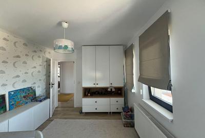 Casa moderna cu panouri fotovoltaice si curte amenajata, Dezmir - 20