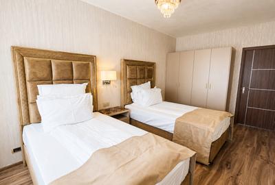 Complex RIF, Apartmente de inchiriat zona Mall Coresi, 4 camere cu 2 bai, 116 mp - 9