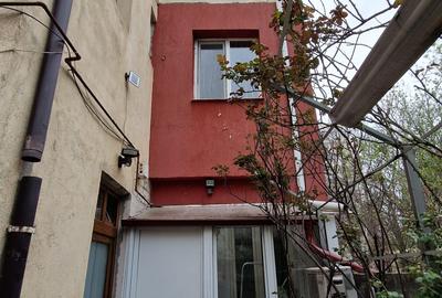 VANZARE APARTAMENT CU 3  CAMERE ,  MANSARDA - PIATA DOMENII - 12