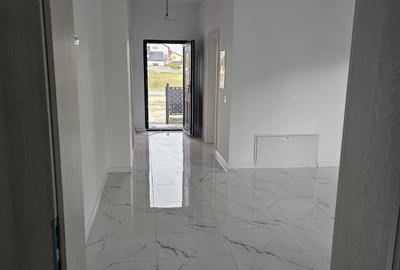 Duplex la drumul principal in Mosnita Nou  finalizat - 1