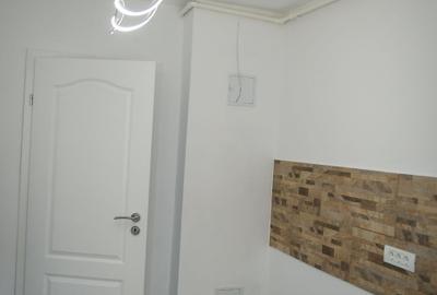 Apartament 3 camere - centrala proprie - Trafic Greu - 14