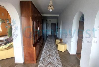 Vilă și fosta fermă 8300 mp în Valea lui Mihai, Bihor - 8