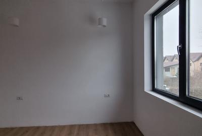 Reședință Modernă cu Finisaje Distinse - 42