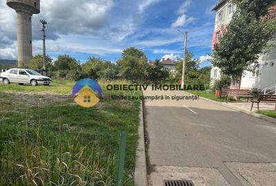 Apartament cu 2 camere decomandat în Săvinești