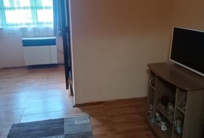 Garsoniera de vanzare Targu Jiu - 1