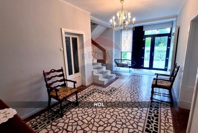 Vă propunem spre vânzare o proprietate spațioasă - 38