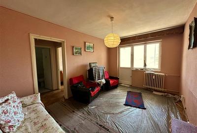 Apartament 3 camere. Zona Aurel Vlaicu, Arad - 1
