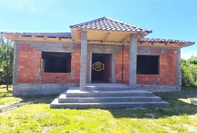 Casa Noua cu 4 camere - Teren imprejmuit 1.420 m² | Viile Satu Mare - 2