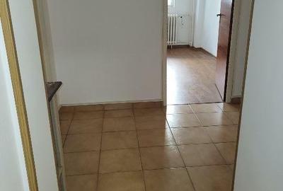 Vanzare apartament 3 camere Basarabia Chisinau