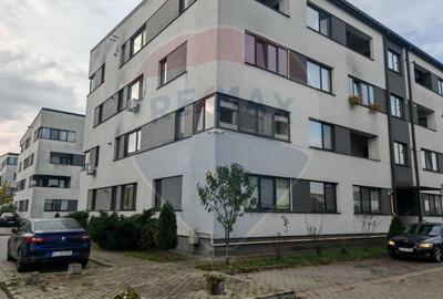 Apartament cu 2 camere semidecomandat, mobilat în Florești