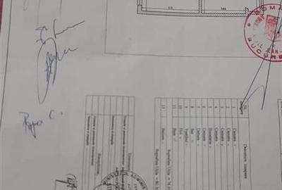 De v?nzare apartament 4 camere  Trapezului cu centrala termica proprie - 1