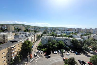 Apartament cu 2 camere decomandate, parcare, zona Big/Manastur - 1