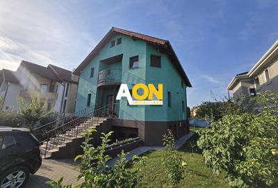 Casă individuală cu 5 camere în Cetate