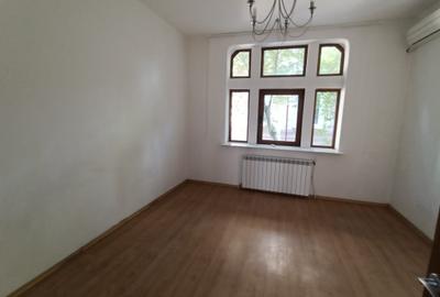 Parter in vila pentru birou zona Gara de Nord - 2