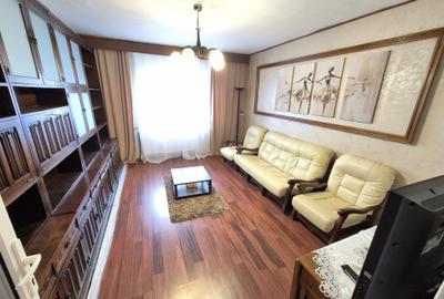 Inchiriere apartament 4 camere zona Tractorul la 2 minute de Mall Coresi - 1