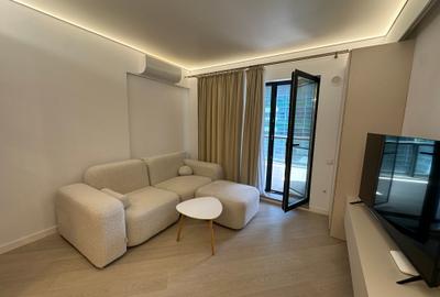 Apartament cu 3 camere decomandat, mobilat în Pipera